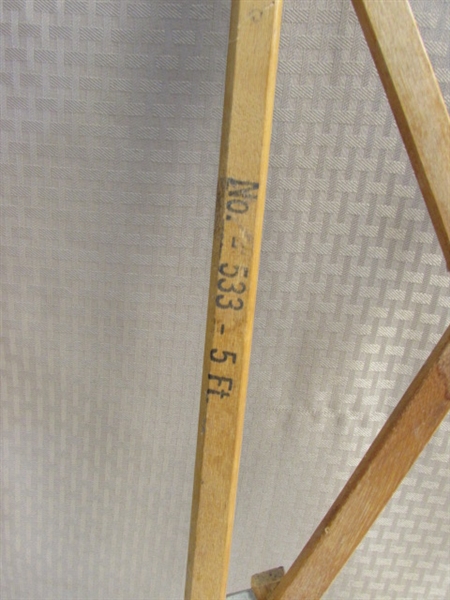 EXPANDABLE GATE