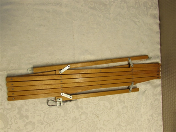 EXPANDABLE GATE