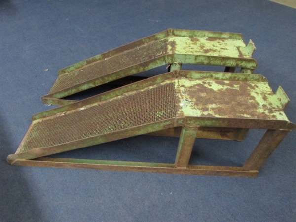 HEAVY DUTY TRUCK RAMPS