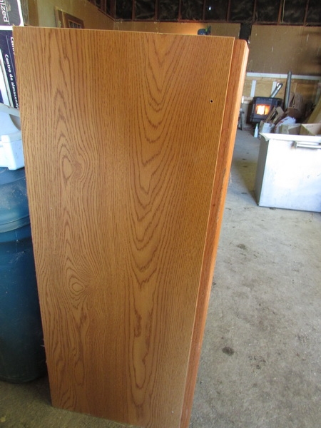 2 DOOR OAK UPPER WALL CABINET