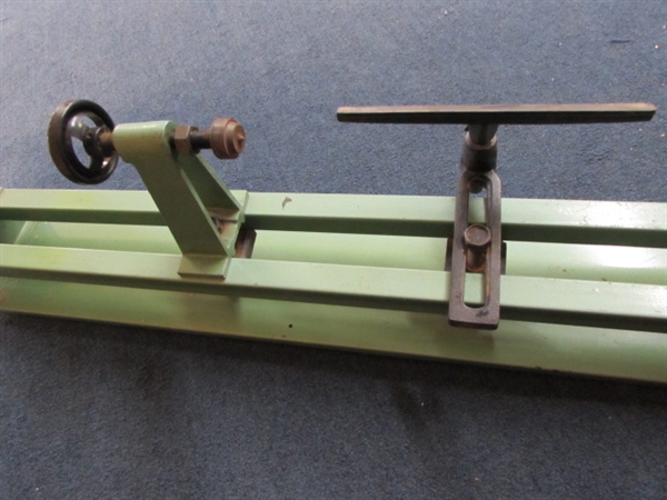 CENTRAL MACHINERY WOOD LATHE