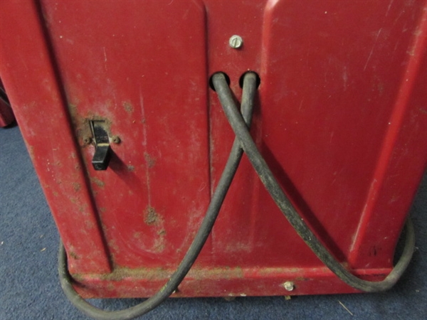 LINCOLN 225 AMP ARC WELDER