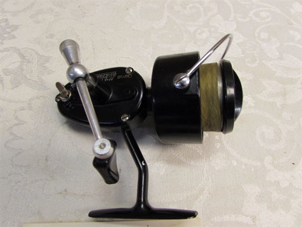 VINTAGE GARCIA MITCHELL 300 FISHING REEL