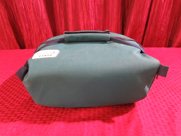 PYREX PORTABLE DISH & CARRIER