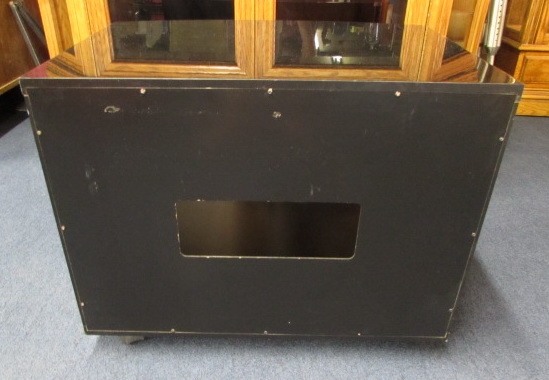 BLACK LACQUER TV STAND