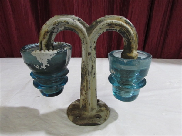 GLASS INSULATORS AND METAL CANISTER