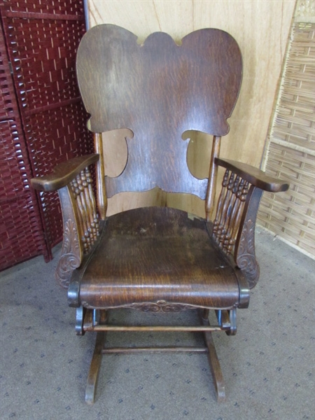 ANTIQUE GLIDER CHAIR