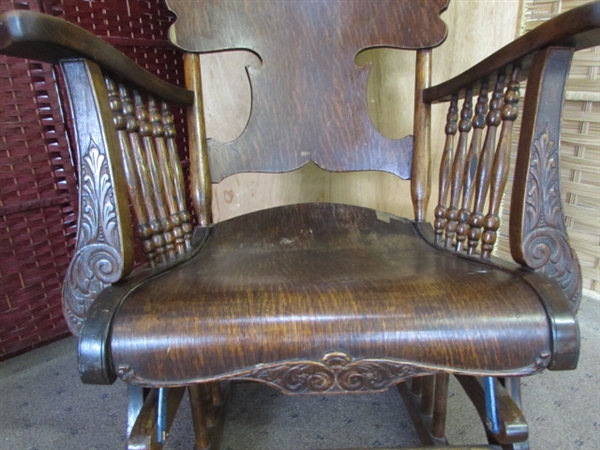 ANTIQUE GLIDER CHAIR