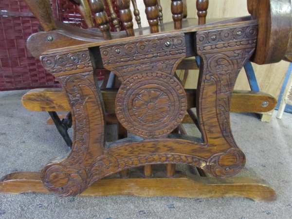 ANTIQUE GLIDER CHAIR
