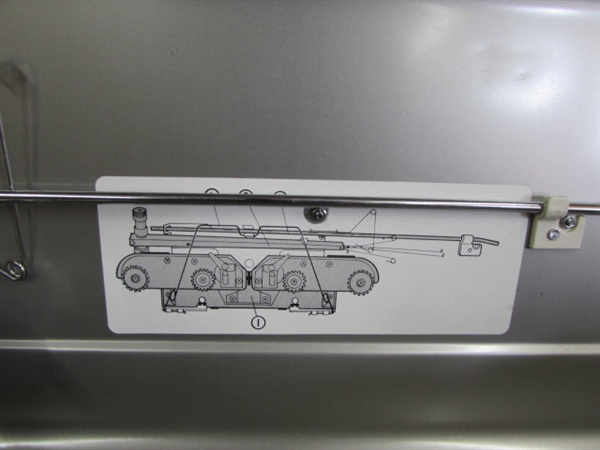 STUDIO KNITTING MACHINE