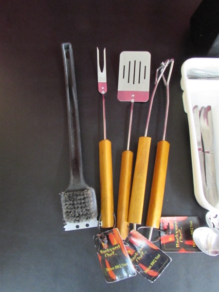 GINSU KNIFE SET & FLATWARE