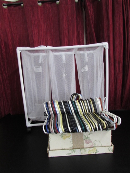 LAUNDRY HAMPER/ORGANIZER