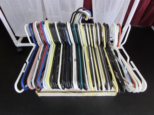 LAUNDRY HAMPER/ORGANIZER