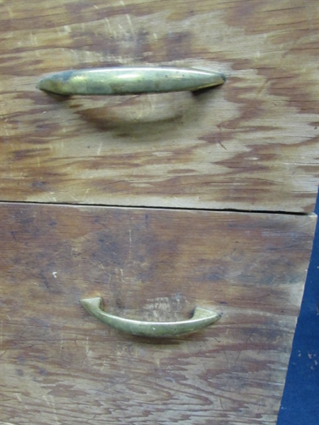 LARGE CHEST OF DRAWERS FOR THE SHOP OR GARAGE