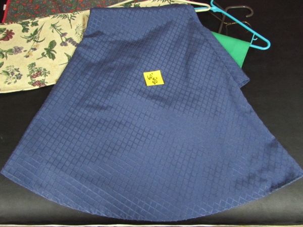 TABLE RUNNERS AND TABLECLOTHS