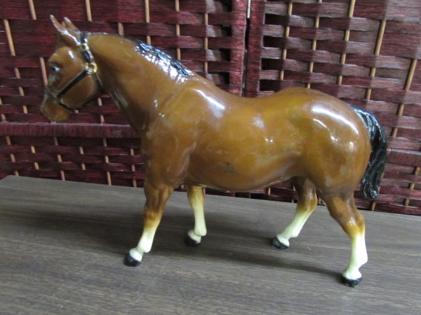BREYER HORSE
