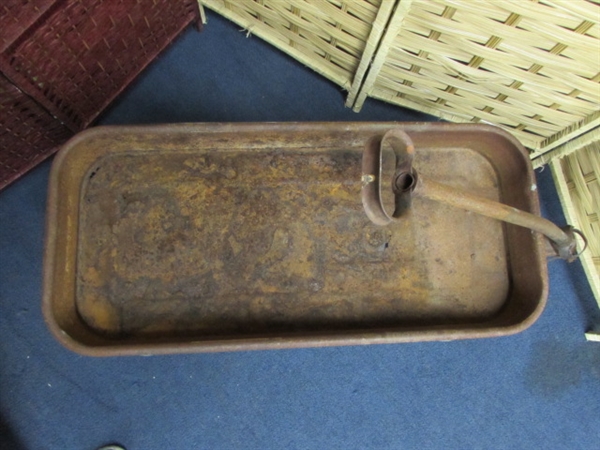 VINTAGE RADIO FLYER WAGON