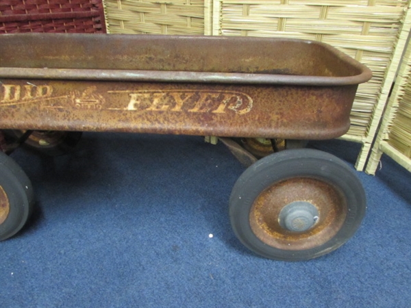 VINTAGE RADIO FLYER WAGON