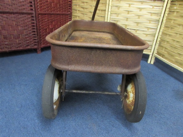 VINTAGE RADIO FLYER WAGON