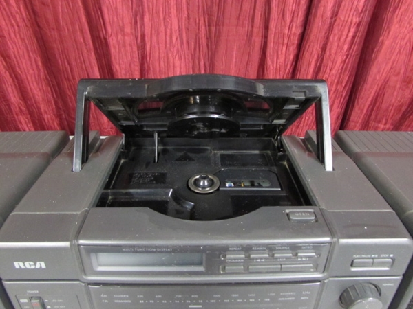 RCA AM/FM RADIO, CASSETTE,CD PLAYER