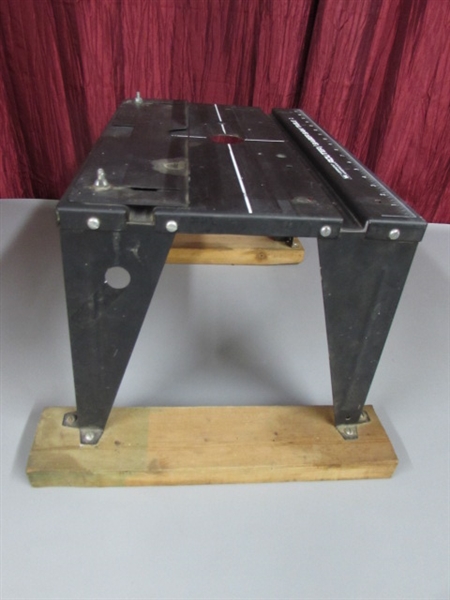 ROUTER TABLE/HALOGEN LAMPS & 8 FAN