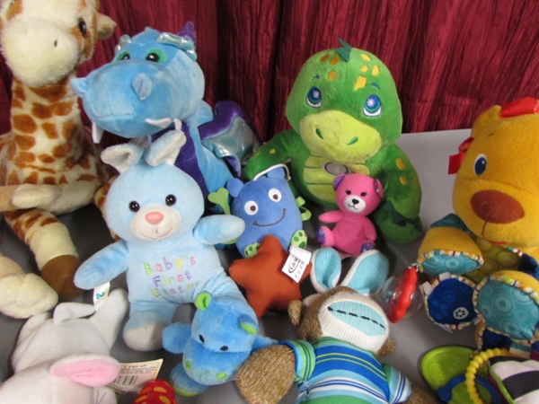 STUFFED ANIMALS FOR THE LITTLE ONES