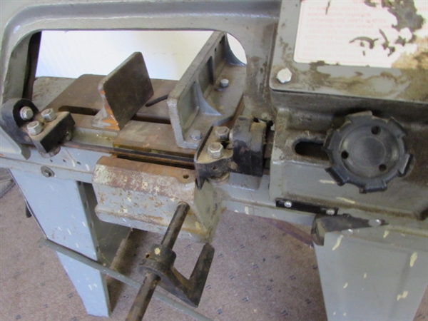 HORIZONTAL METAL CUTTING BAND SAW