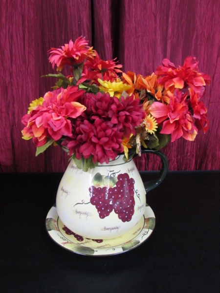 BEAUTIFUL LARGE CERAMIC PITCHER & PLATE
