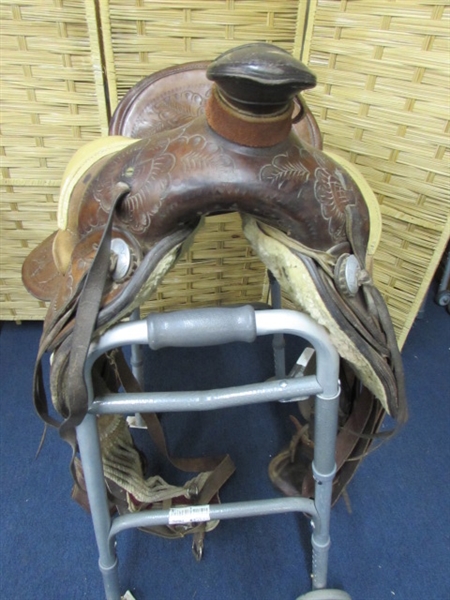 LEE ROBINSON SADDLE