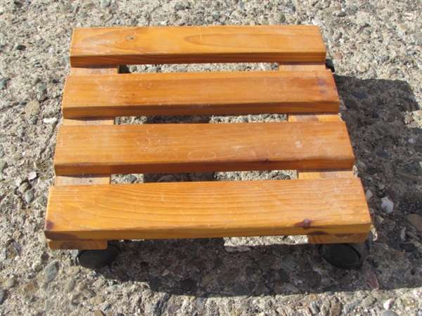 OUTDOOR CAMPING PACKAGE
