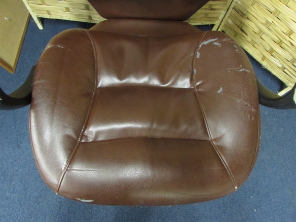 COMFORTABLE DESK CHAIR