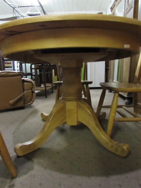 AMISH MADE DINING TABLE & 4 CHAIRS