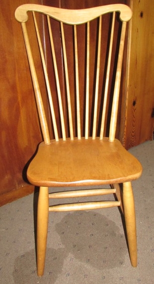 AMISH MADE DINING TABLE & 4 CHAIRS