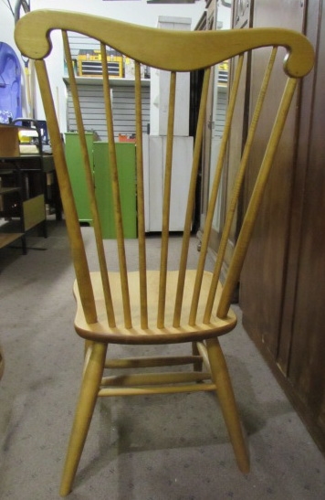 AMISH MADE DINING TABLE & 4 CHAIRS
