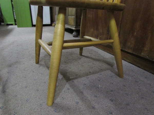 AMISH MADE DINING TABLE & 4 CHAIRS