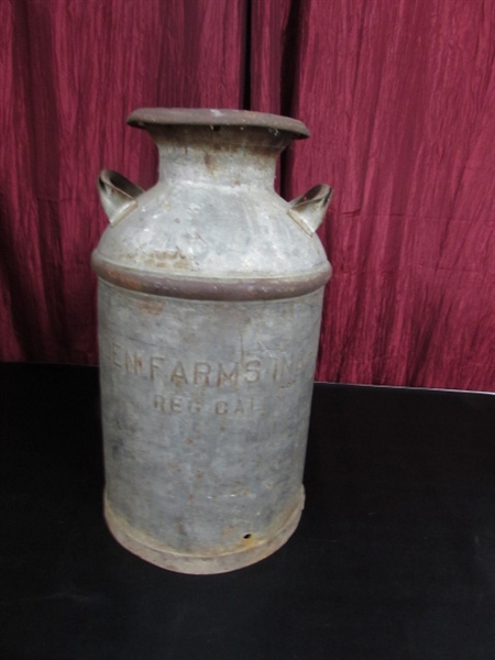 VINTAGE 10 GALLON MILK CAN