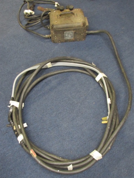 VINTAGE ROYAL ARC ELECTRIC WELDER