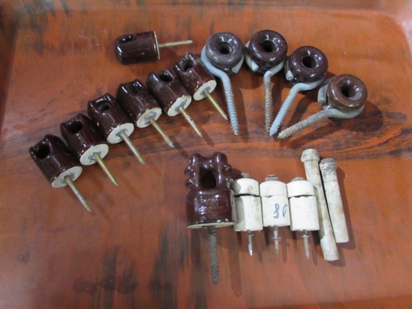 VINTAGE INSULATORS