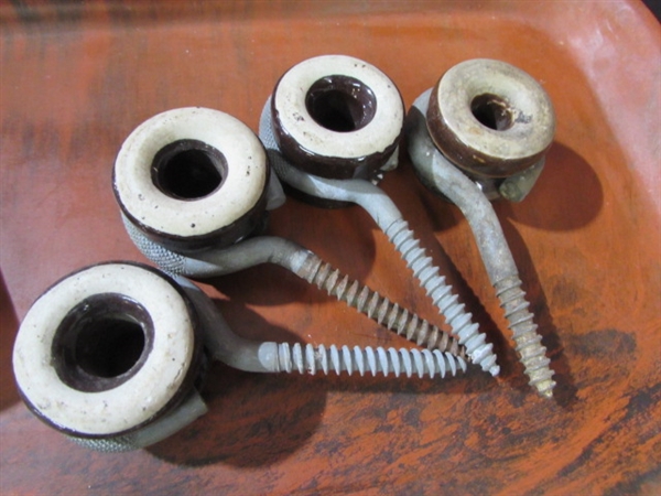 VINTAGE INSULATORS