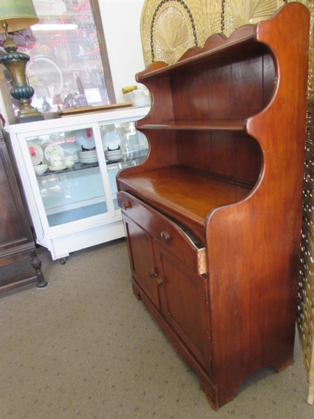 SMALL WOOD HUTCH