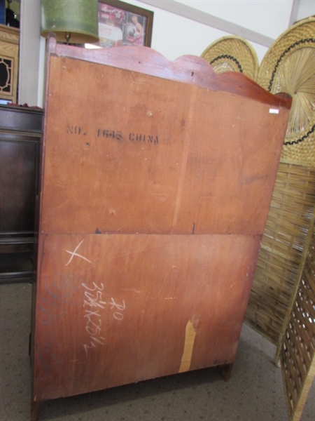 SMALL WOOD HUTCH