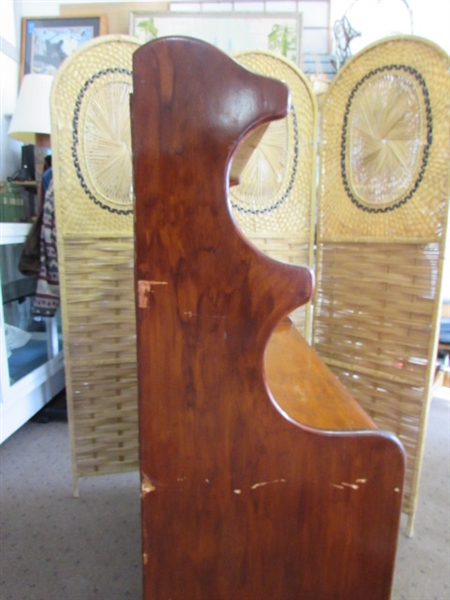 SMALL WOOD HUTCH