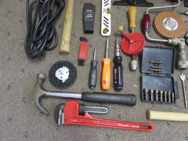 SMALL HAND TOOLS