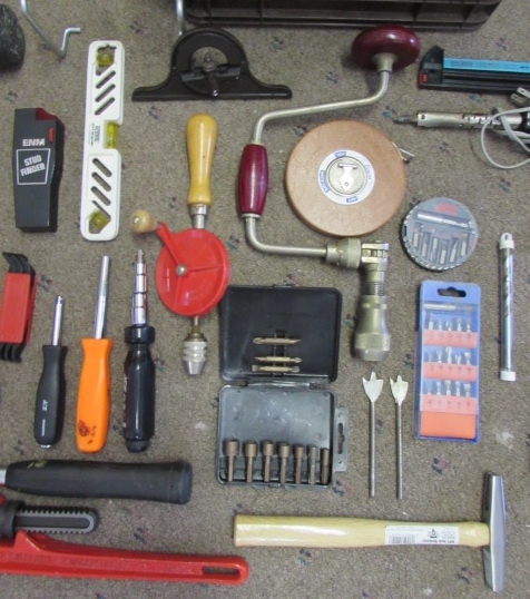 SMALL HAND TOOLS