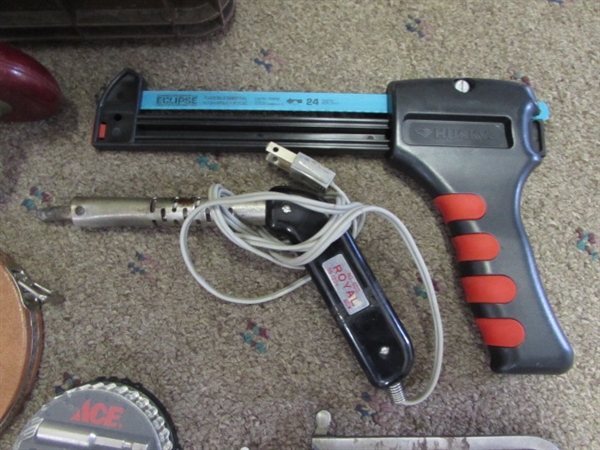 SMALL HAND TOOLS