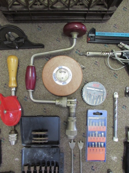SMALL HAND TOOLS