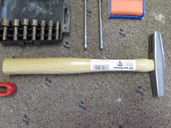SMALL HAND TOOLS