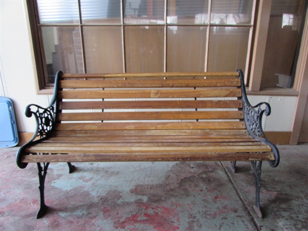 NICE HEAVY CAST IRON & WOOD SLAT BENCH