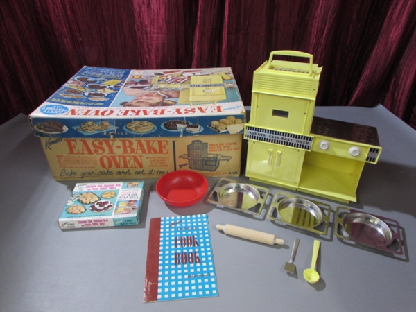 VINTAGE KENNER'S EASY BAKE OVEN