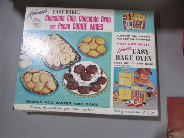 VINTAGE KENNER'S EASY BAKE OVEN